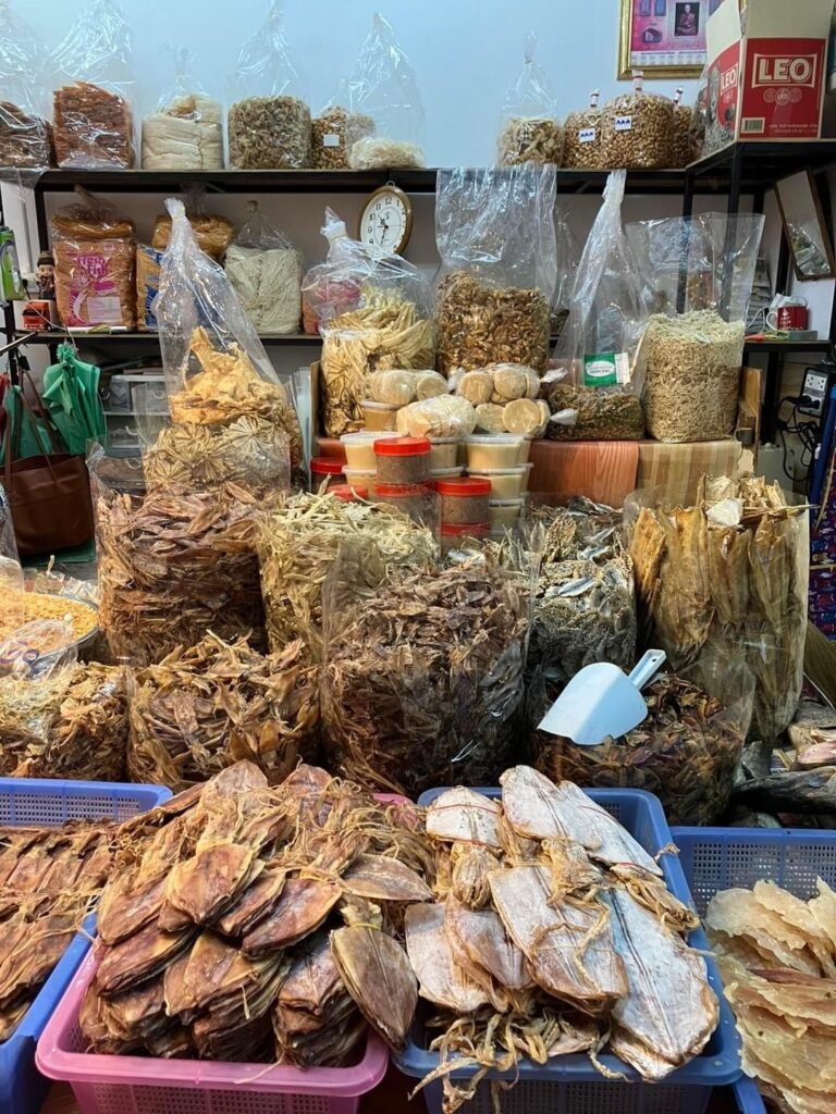 Attirer la clientèle spirituellement : 7 méthodes et rituels pour stimuler l’abondance dans votre commerce